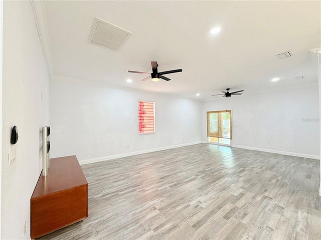 5160 70TH AVENUE N, Pinellas Park, FL 33781
