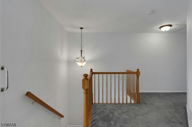 32 BERKELEY SQUARE, Watchung Boro, NJ 07922