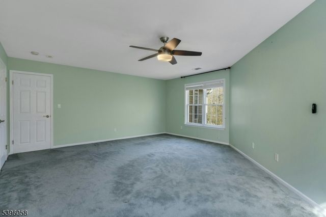 32 BERKELEY SQUARE, Watchung Boro, NJ 07922