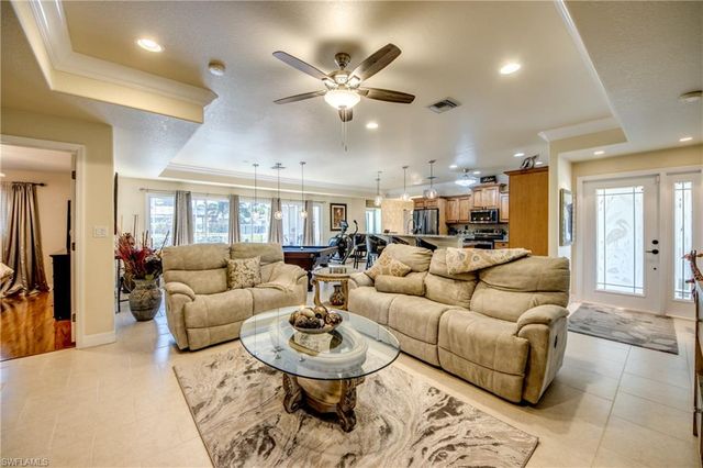 1584 Woodwind CT, Fort Myers, FL 33919