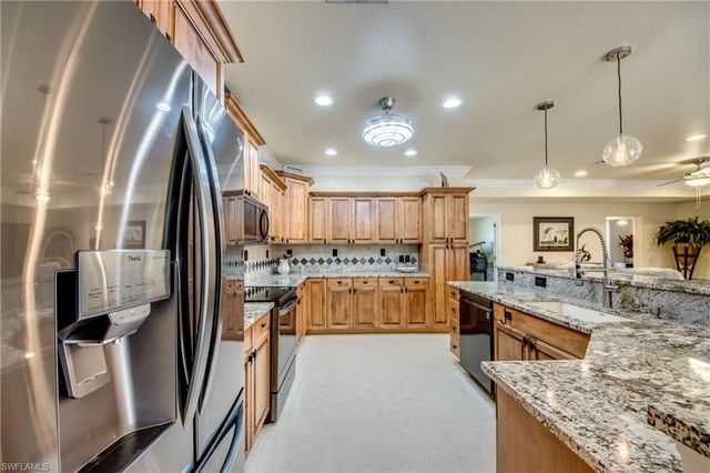 1584 Woodwind CT, Fort Myers, FL 33919