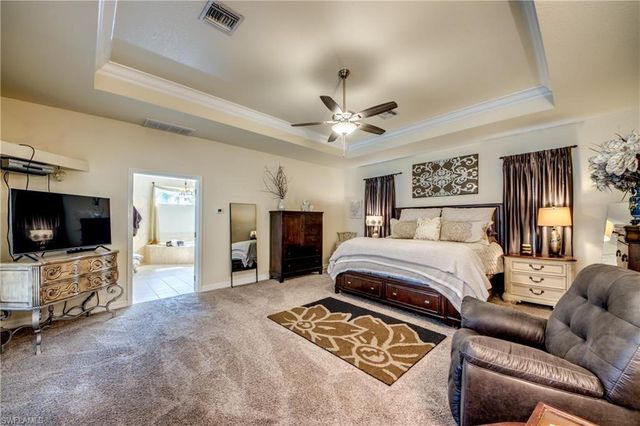 1584 Woodwind CT, Fort Myers, FL 33919