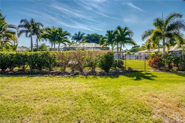 1584 Woodwind CT, Fort Myers, FL 33919