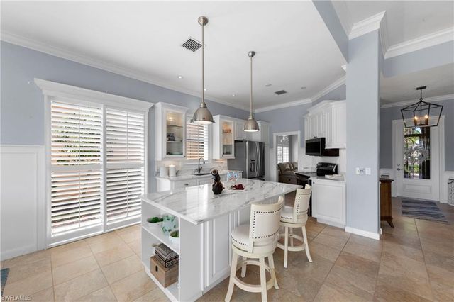 28335 Nautica LN, Bonita Springs, FL 34135