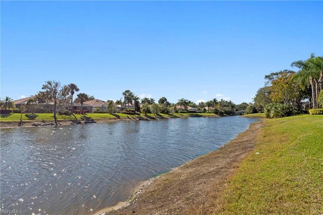 28335 Nautica LN, Bonita Springs, FL 34135