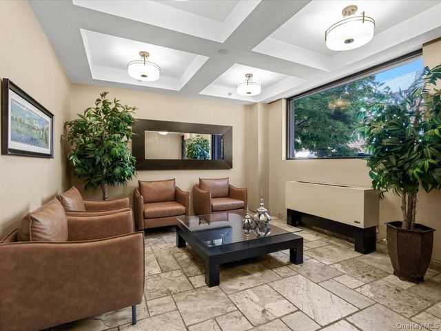 2519 35th Street 4C, Astoria, NY 11103