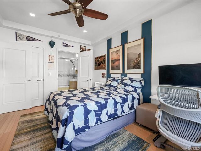 2519 35th Street 4C, Astoria, NY 11103