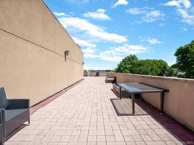 2519 35th Street 4C, Astoria, NY 11103