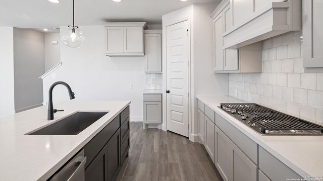 441 Constance Drive, New Braunfels, TX 78130