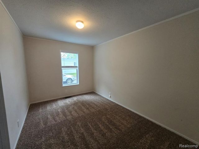 4101 S Sheridan, Lennon, MI 48449