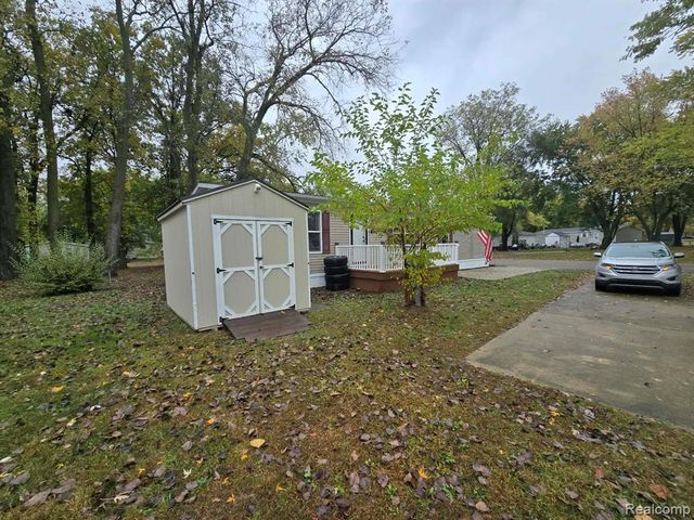 4101 S Sheridan, Lennon, MI 48449