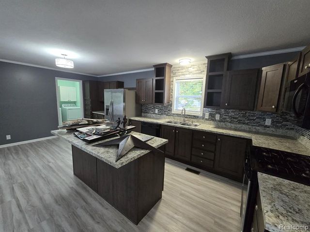 4101 S Sheridan, Lennon, MI 48449