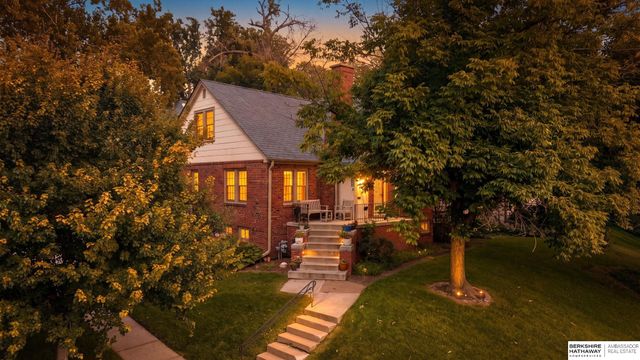 501 S 55 Street, Omaha, NE 68106