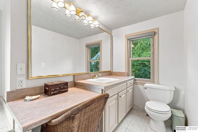 501 S 55 Street, Omaha, NE 68106