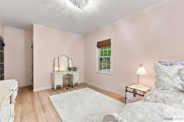 501 S 55 Street, Omaha, NE 68106