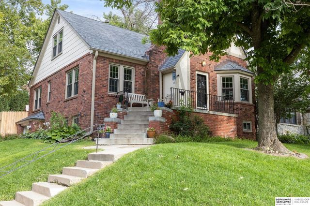 501 S 55 Street, Omaha, NE 68106
