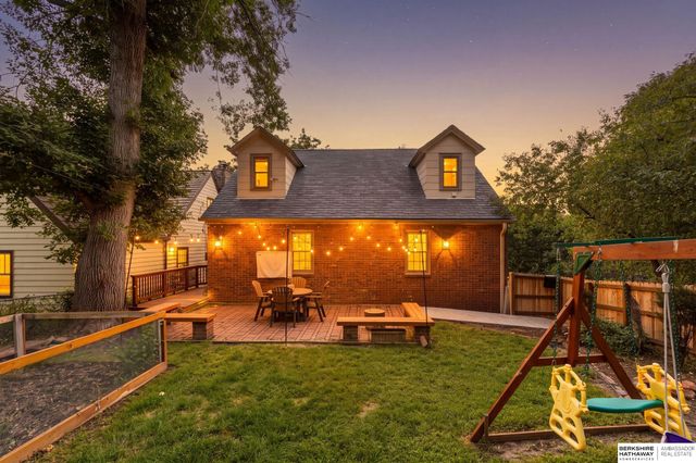 501 S 55 Street, Omaha, NE 68106