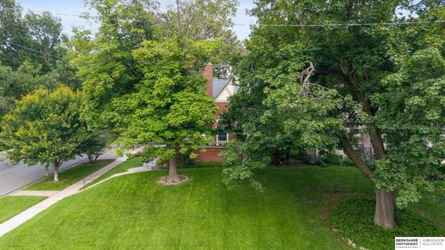 501 S 55 Street, Omaha, NE 68106