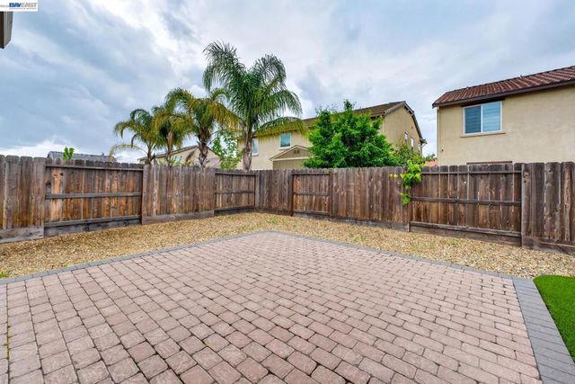 1973 Carogold Ln, Manteca, CA 95337