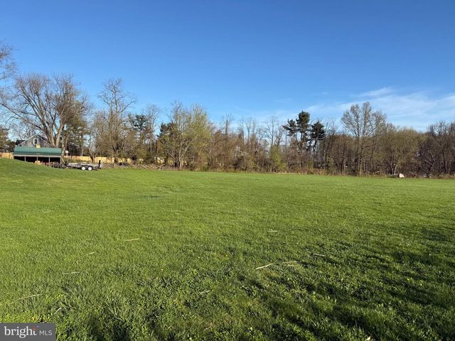 2334 OLD YORK RD, Bordentown, NJ 08505