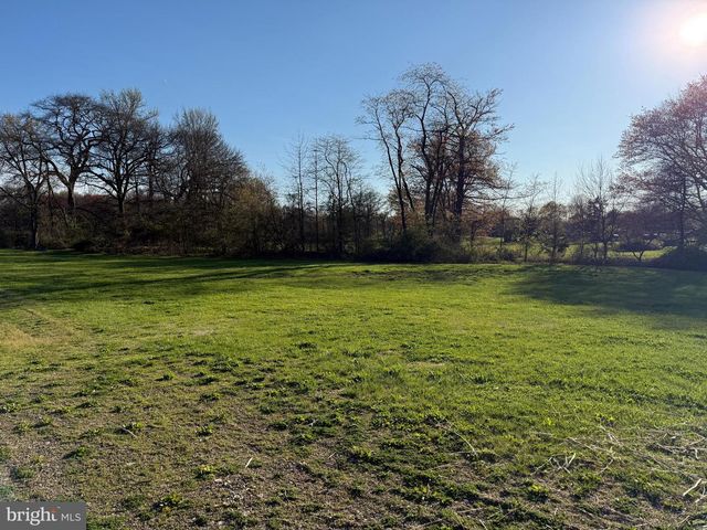 2334 OLD YORK RD, Bordentown, NJ 08505