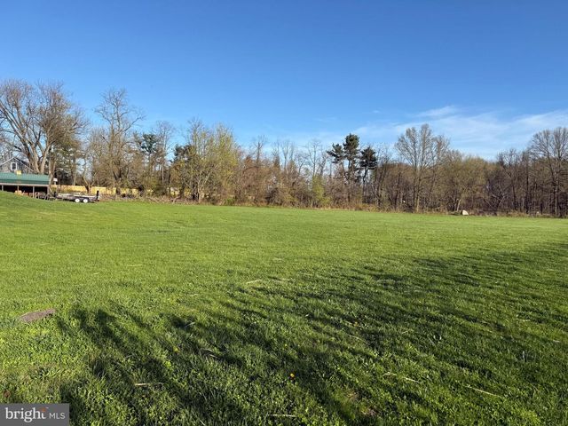 2334 OLD YORK RD, Bordentown, NJ 08505