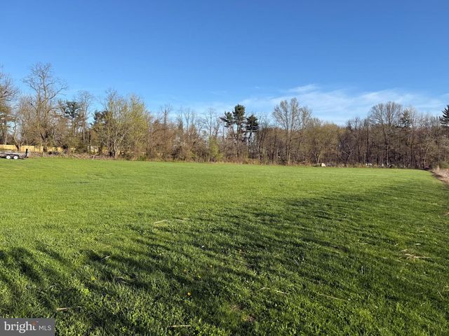 2334 OLD YORK RD, Bordentown, NJ 08505