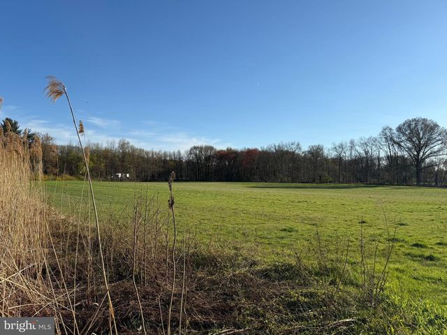 2334 OLD YORK RD, Bordentown, NJ 08505