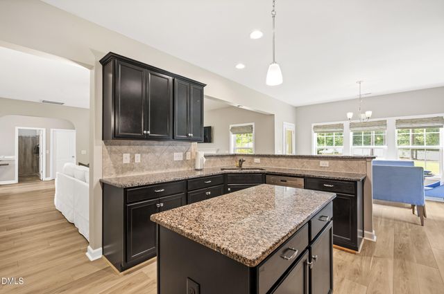83 Sunbury Court, Zebulon, NC 27597