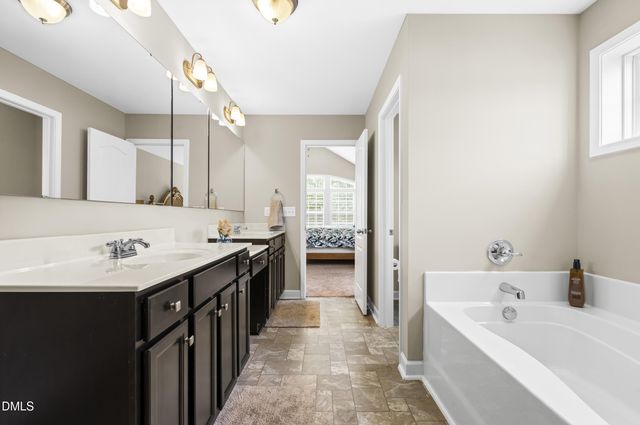 83 Sunbury Court, Zebulon, NC 27597