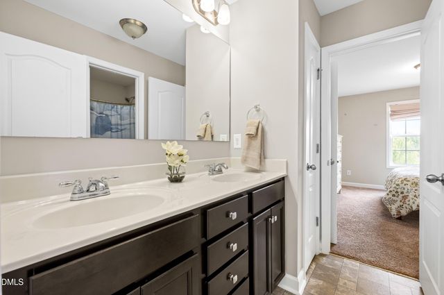 83 Sunbury Court, Zebulon, NC 27597