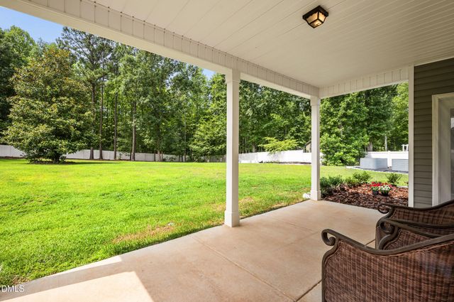 83 Sunbury Court, Zebulon, NC 27597