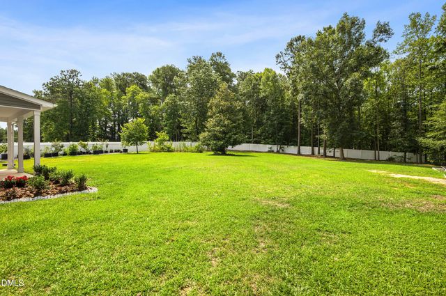 83 Sunbury Court, Zebulon, NC 27597
