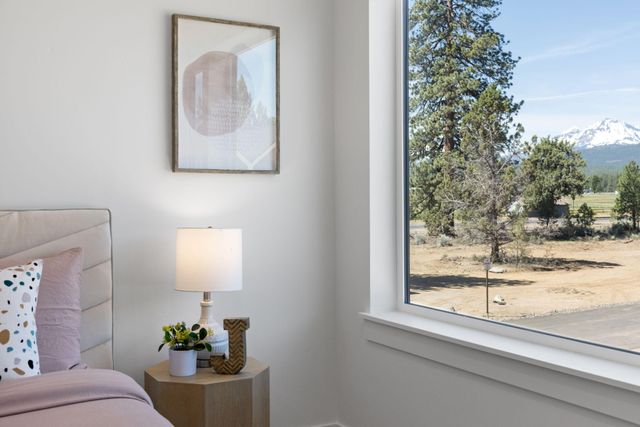 1035 W Linda Avenue Lot 38, Sisters, OR 97759