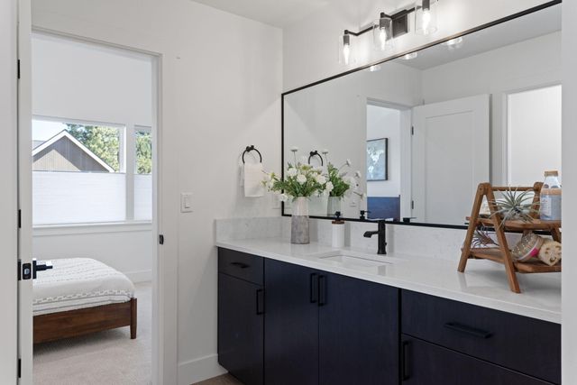 1035 W Linda Avenue Lot 38, Sisters, OR 97759