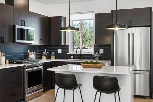 1035 W Linda Avenue Lot 38, Sisters, OR 97759