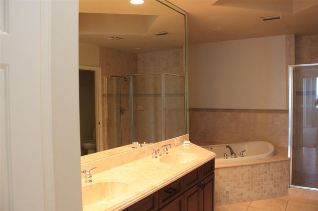 8743 THE ESPLANADE 22, Orlando, FL 32836