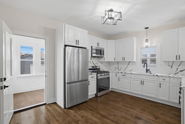 5016 W 23rd Street, Cicero, IL 60804