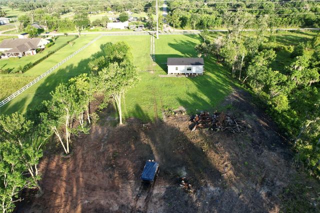 2148 County Road 654 Street, Brazoria, TX 77422