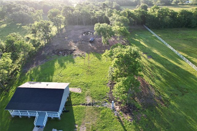2148 County Road 654 Street, Brazoria, TX 77422
