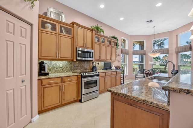 13031 Salinas Point Way, Delray Beach, FL 33446