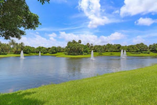 13031 Salinas Point Way, Delray Beach, FL 33446