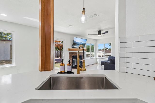 1101 Silverton CT, Austin, TX 78753