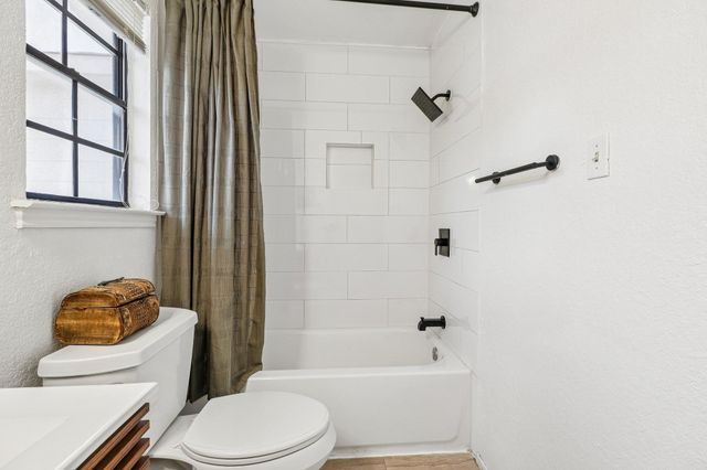 1101 Silverton CT, Austin, TX 78753