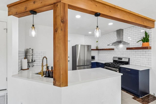 1101 Silverton CT, Austin, TX 78753