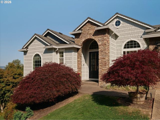 8512 Se CONSTANCE Dr, Happy Valley, OR 97086