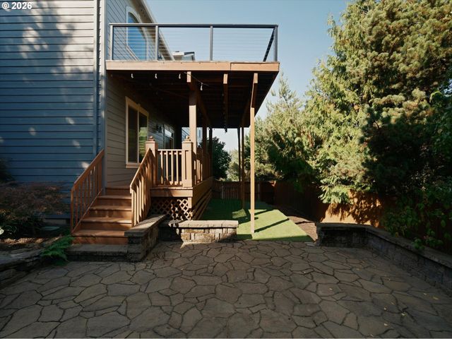 8512 Se CONSTANCE Dr, Happy Valley, OR 97086
