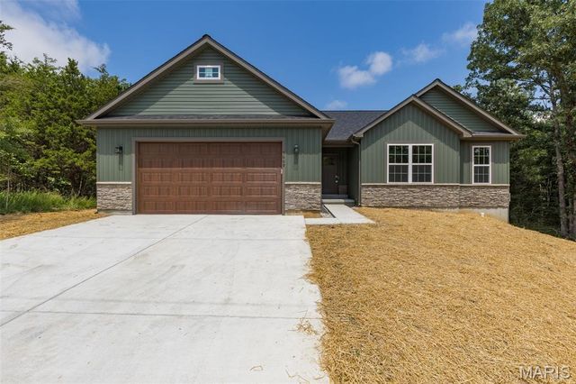 5669 Jeanmarie Drive, Hillsboro, MO 63050