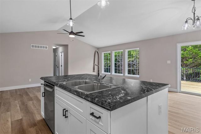 5669 Jeanmarie Drive, Hillsboro, MO 63050