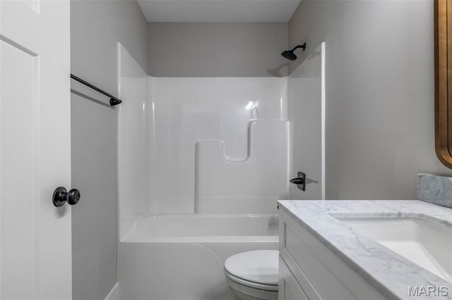 5669 Jeanmarie Drive, Hillsboro, MO 63050